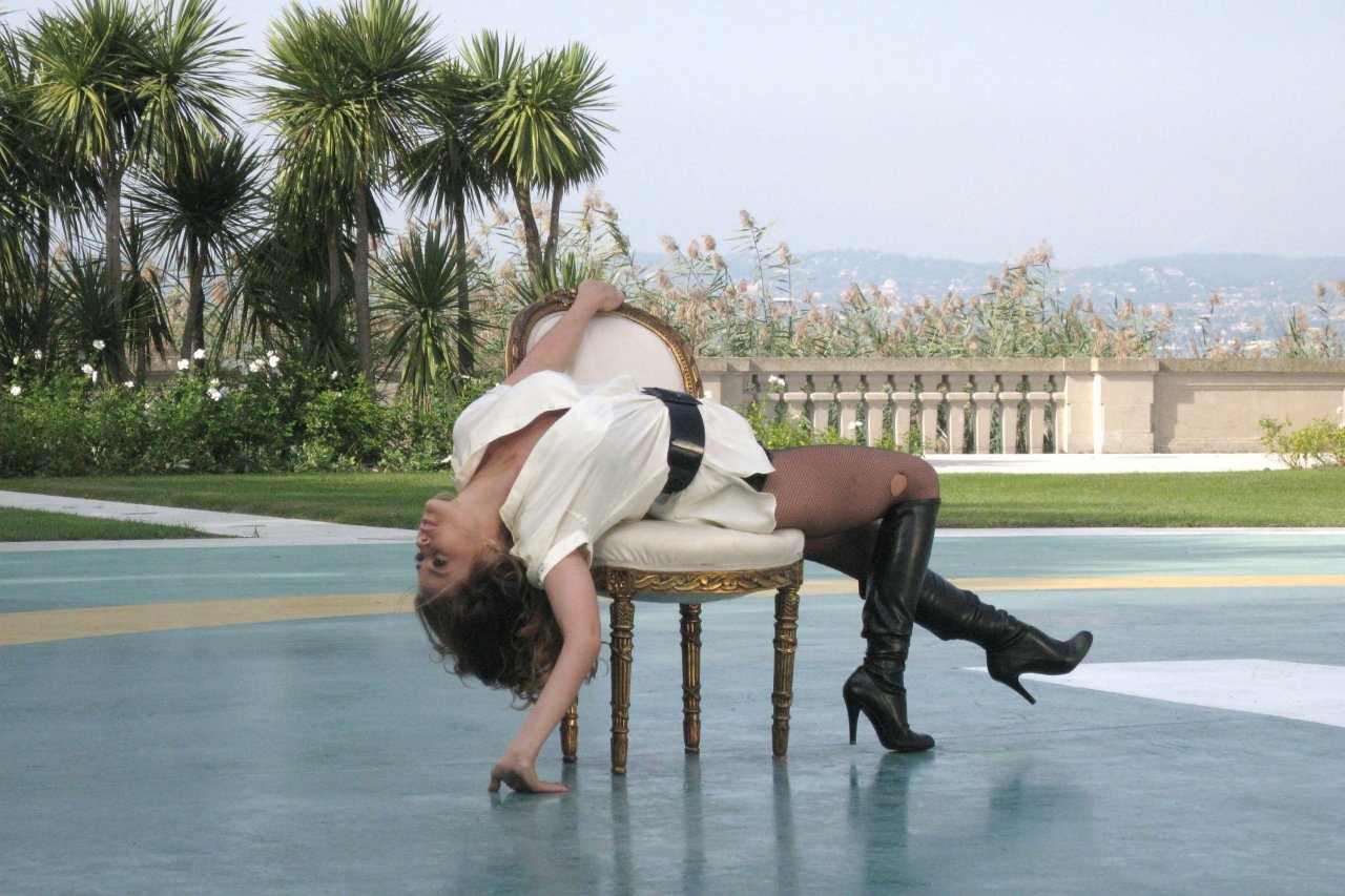 Кармен Электра