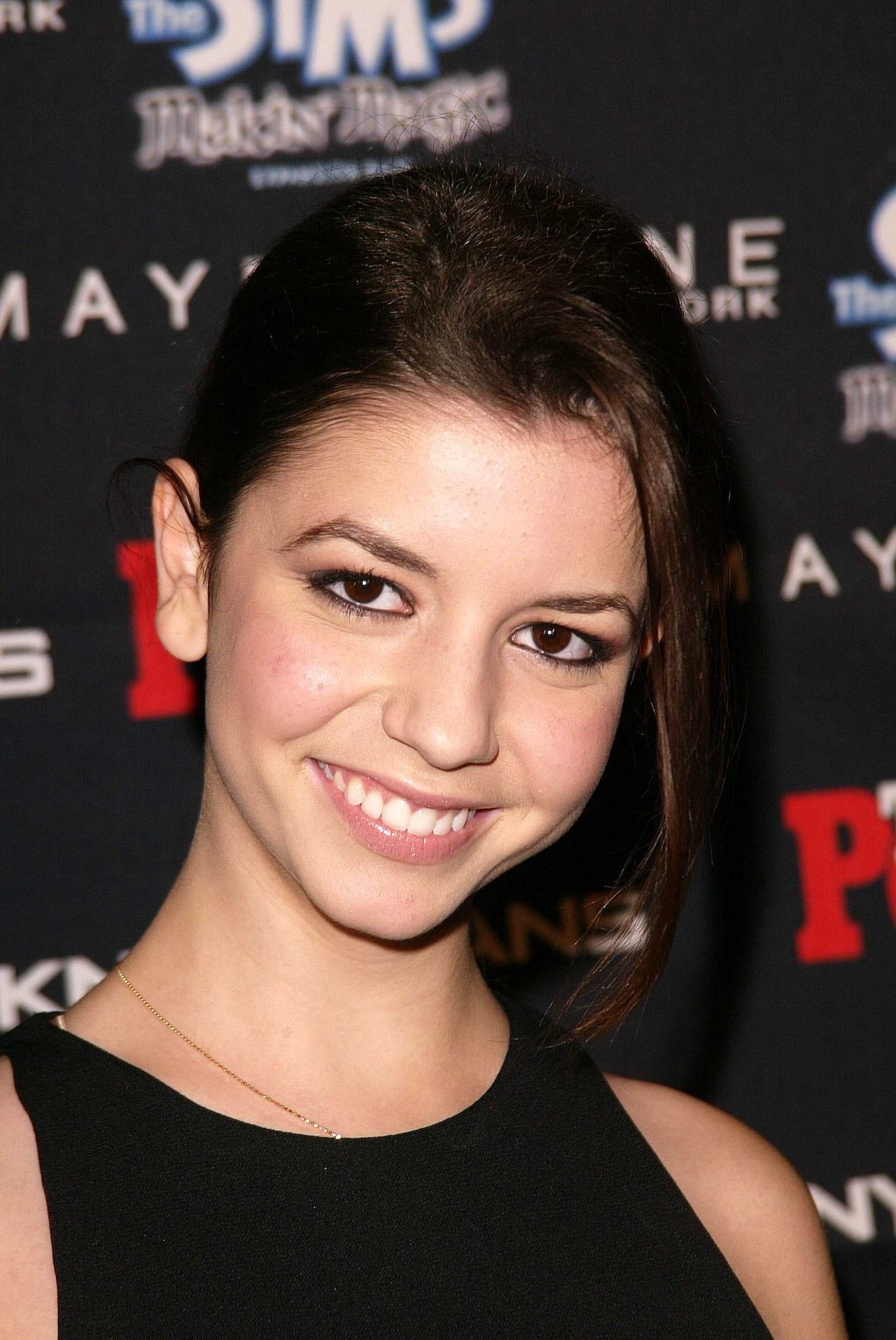 Масиела Луша (Masiela Lusha)