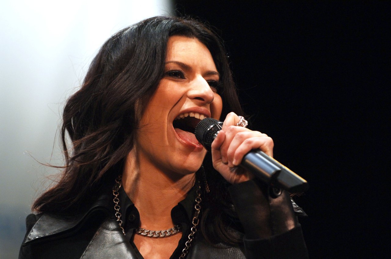 Laura Pausini 2005 год группа