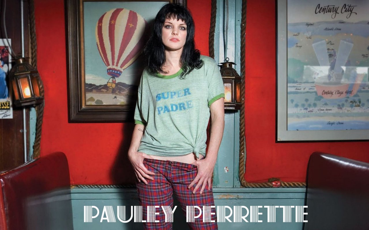 Поли Перретт (Pauley Perrette)