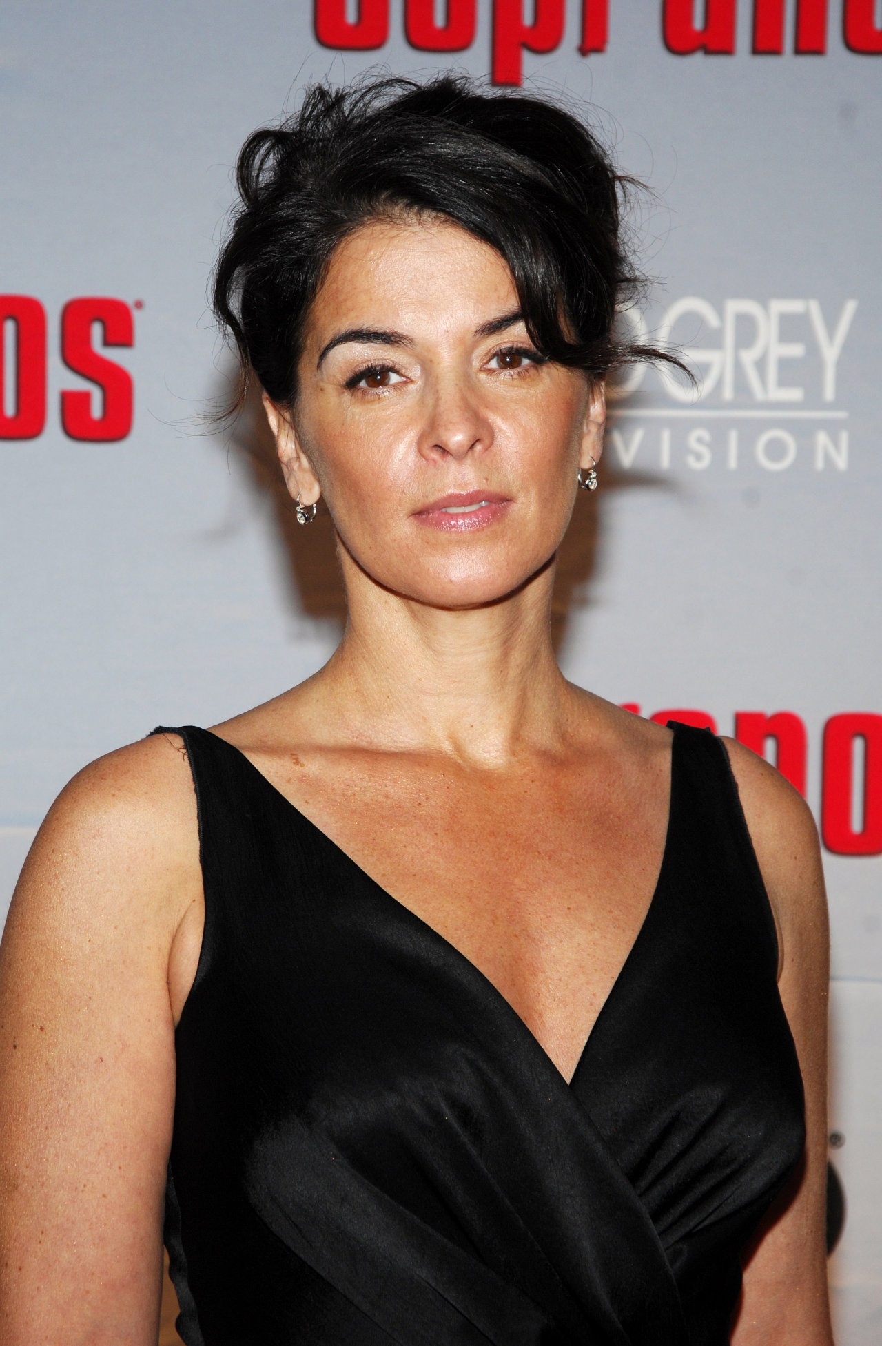 Аннабелла Шиорра (Annabella Sciorra)